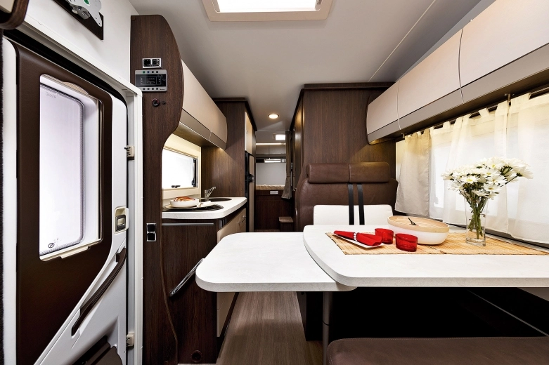 Benimar nadal z alkową